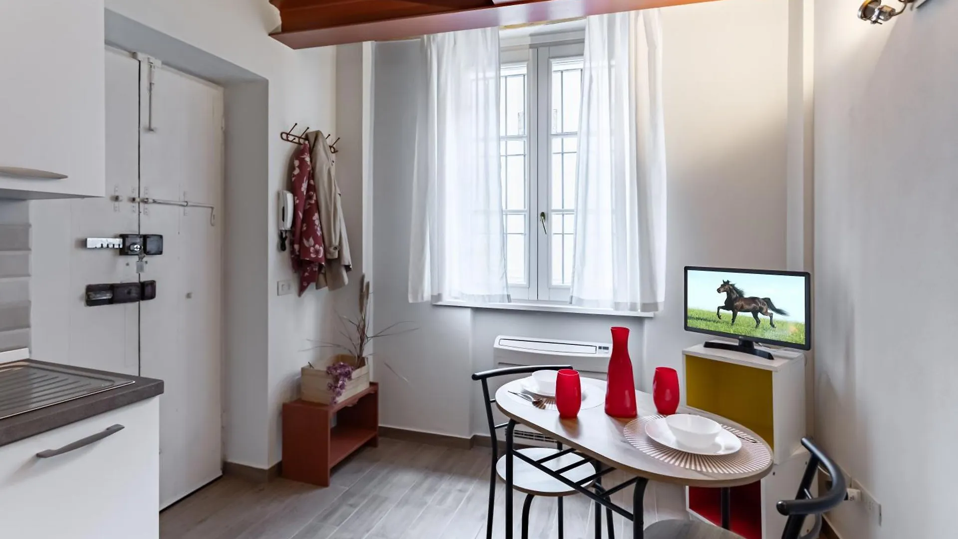 Apartment La Casa Di Enrichetta - Pavia City - By Host4U