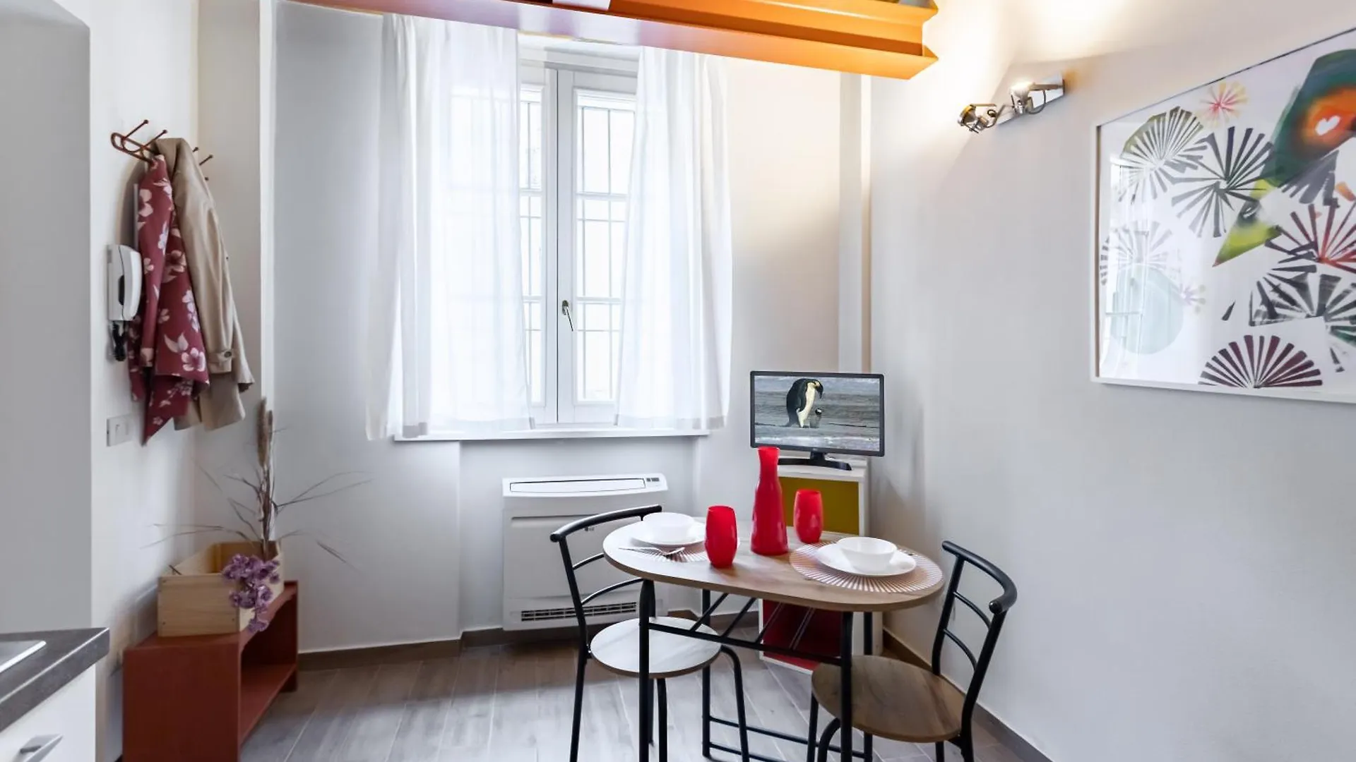 La Casa Di Enrichetta - Pavia City - By Host4U 0*,  Italy