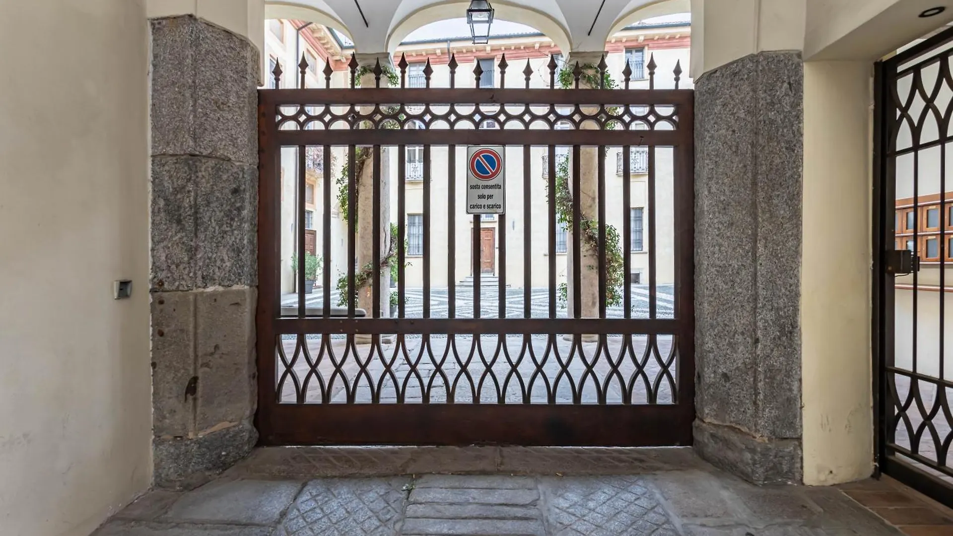Apartment La Casa Di Enrichetta - Pavia City - By Host4U Italy